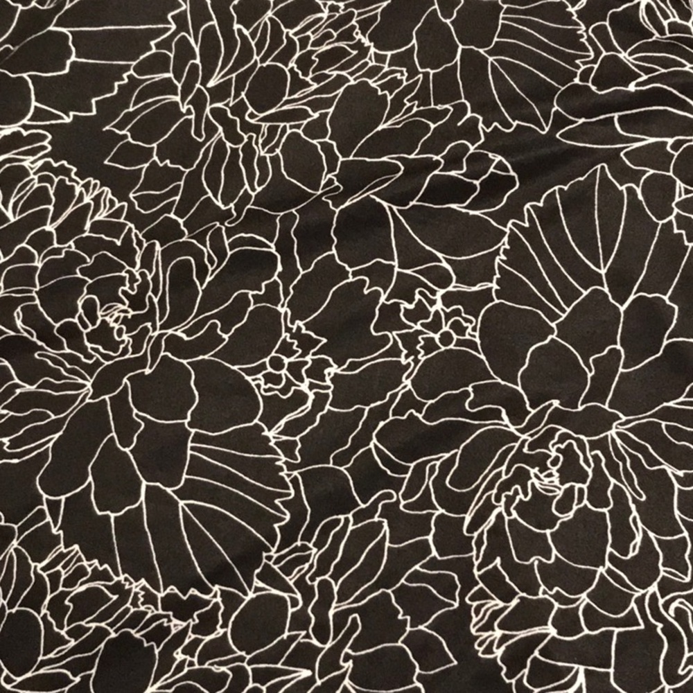 ATHLETA Black Floral Tank - Picture 4 of 9